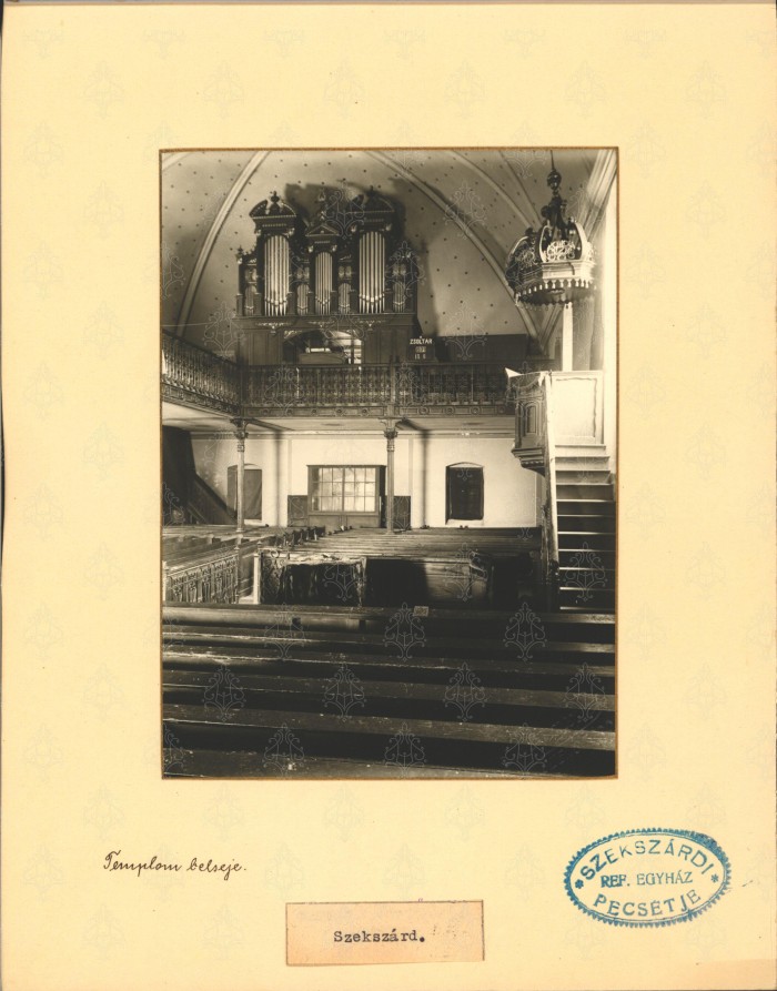 Templombelső: szószék, padok, úrasztala, orgona, karzat. 1934.
